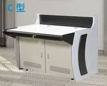 操作臺人機工程學(xué)設(shè)計理念贏得好評